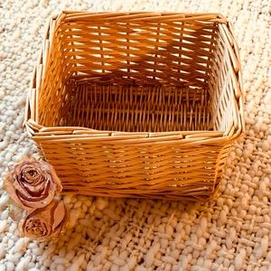 square basket